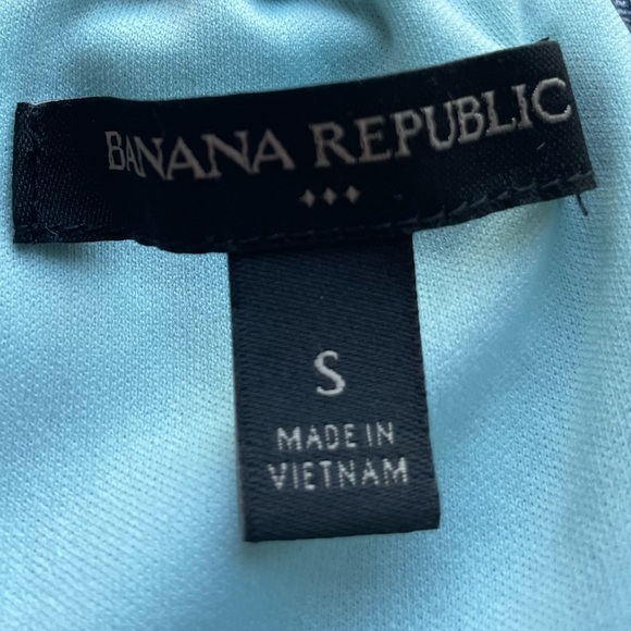 Banana Republic dressy tank top. Small - Picture 5 of 7